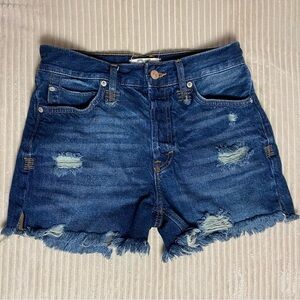 WE THE FREE DISTRESSED DENIM BUTTON FLY SHORTS WOMENS SIZE 26‎